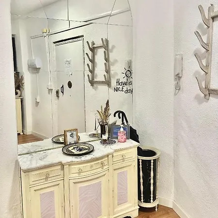 Apartment Luna Centro 5 *